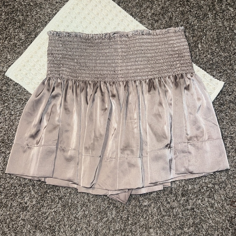NWT Natural Life Flare Short M - Picture 2 of 7
